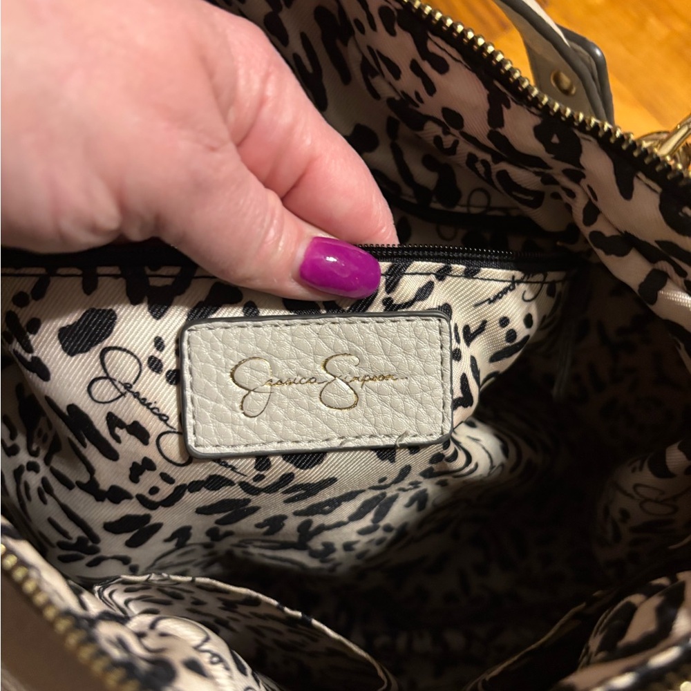 Jessica Simpson Cream Hobo Bag with Gold Accents - Picture 11 of 16